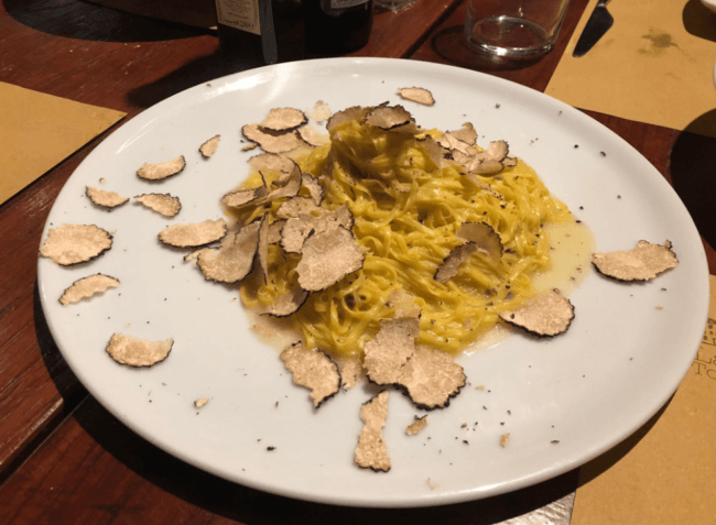 Thought I'd get tired of the strong flavor of truffle in Tuscany where it's ubiquitous. Surprise...I DIDN'T.